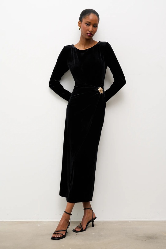 Answear.LAB sukienka welurowa długi czarny 58322.tok