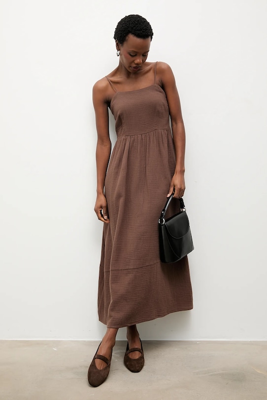 Φόρεμα από λινό Answear.LAB E26-117.fjk καφέ WS26