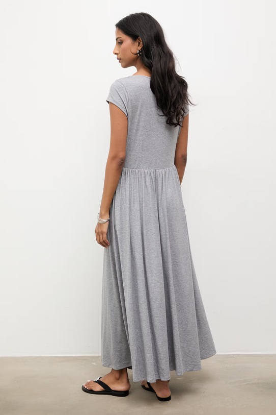 Odzież Answear.LAB sukienka 661793.hak szary