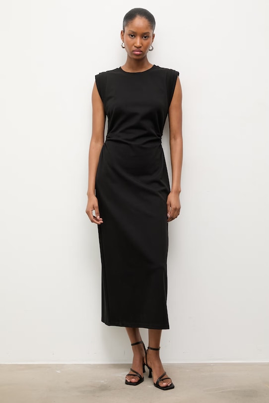 Odzież Answear.LAB sukienka 661808.hak czarny