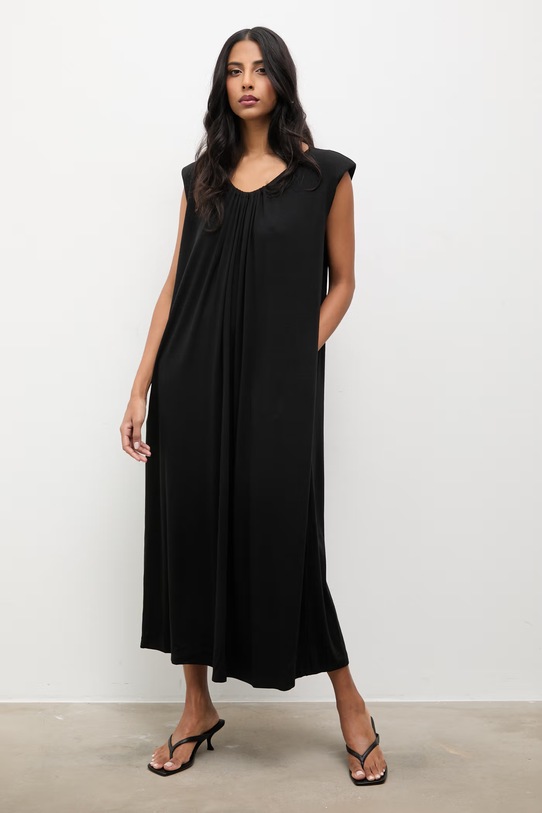 Answear.LAB sukienka czarny 661788.hak