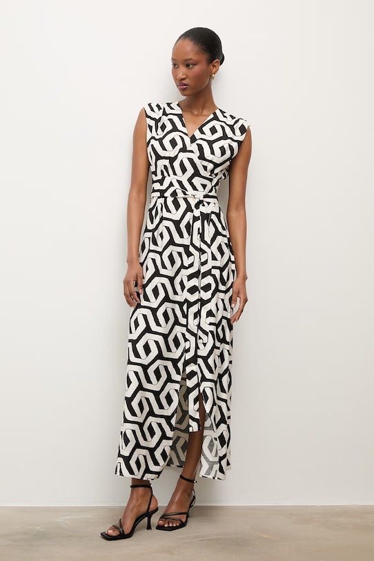 Answear.LAB sukienka babydoll z wiskozy WS26-SUD110 biały WS26