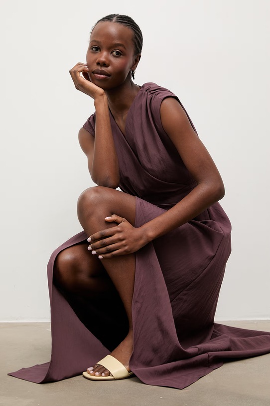 Answear.LAB sukienka letnia z wiskozy brązowy WS26-SUD110