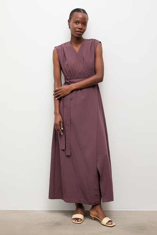 Answear.LAB sukienka letnia z wiskozy WS26-SUD110 brązowy WS26