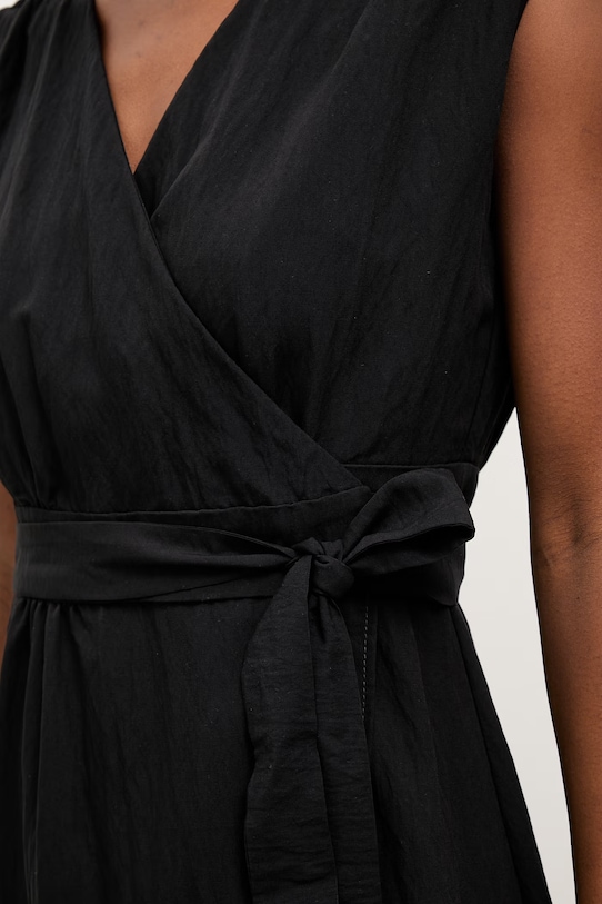 Answear.LAB sukienka letnia z wiskozy WS26-SUD110 czarny