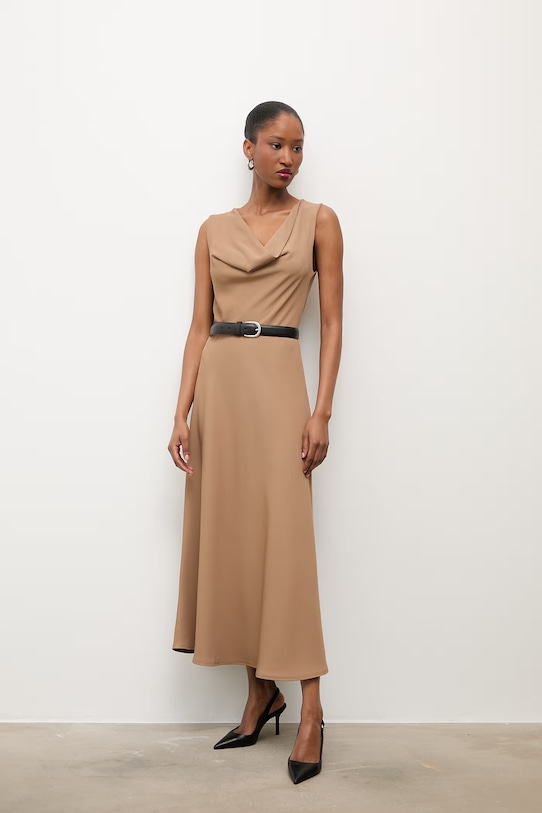 Answear.LAB sukienka WS26-SUD128 brązowy WS26