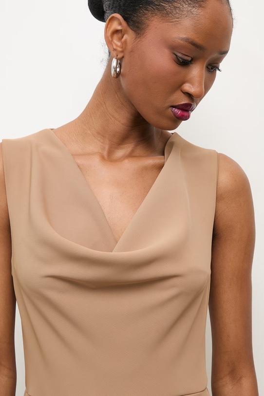 Answear.LAB sukienka WS26-SUD128 brązowy