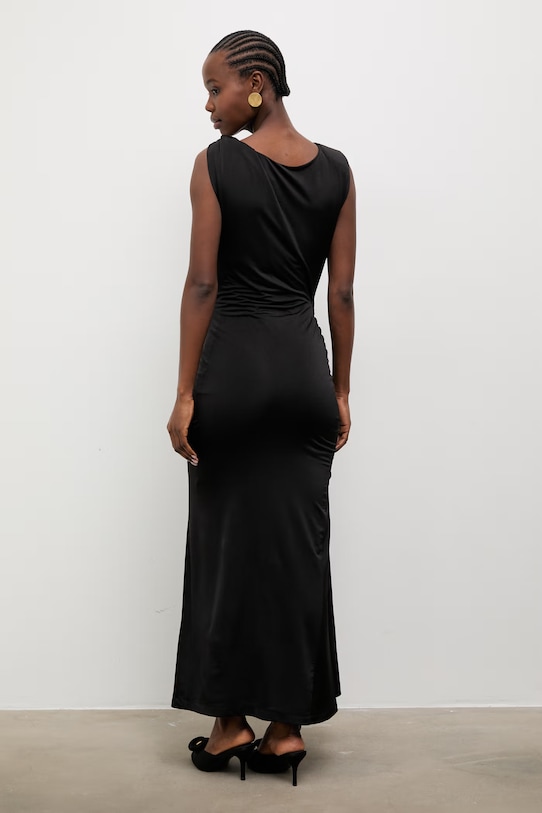 Oblečenie Answear.LAB šaty na ramienka EL3396 čierna