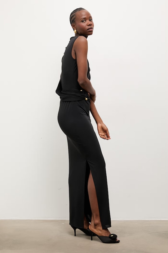 Answear.LAB sukienka z wiskozą EL3652 czarny WS26