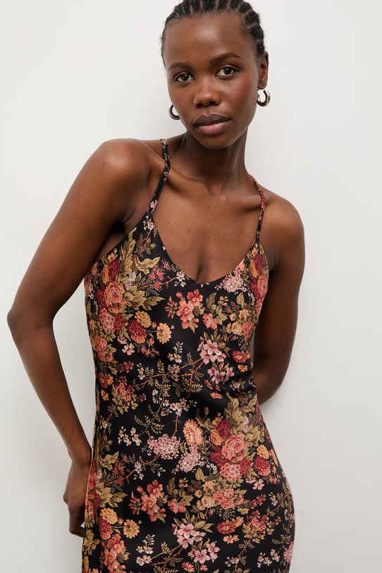 Answear.LAB sukienka z wiskozy czarny 95073.iak