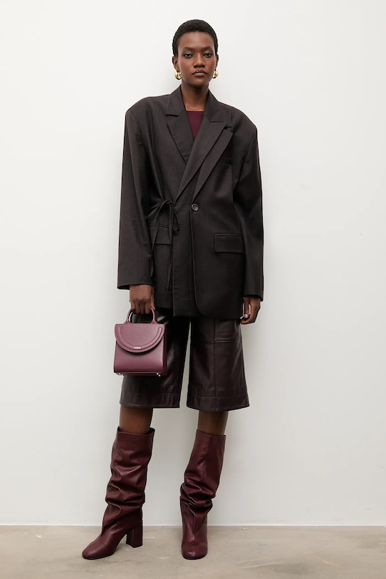 Bonded by Answear.LAB & LOBOS torebka skórzana MINI Q z przypinką ARCO