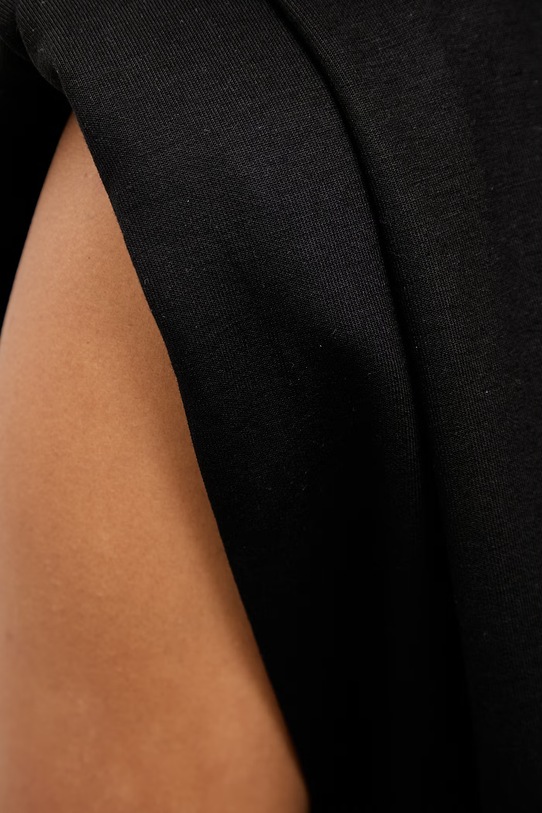 Answear.LAB T-shirt damski z wiskozy WS26-TSD014 czarny