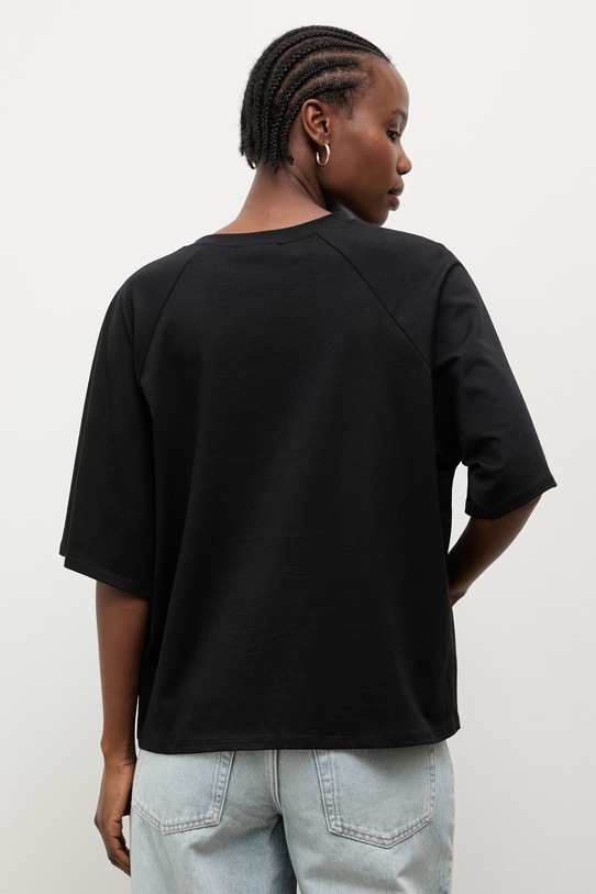 Odzież Answear.LAB T-shirt damski bawełniany z elastanem 56226.iak czarny