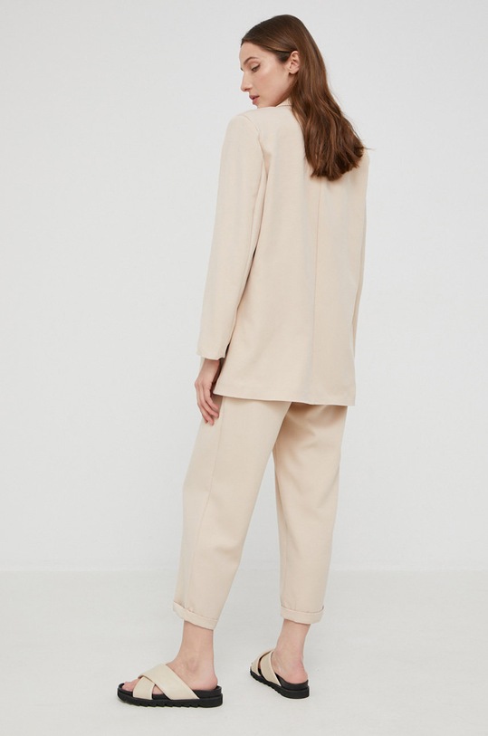 Suknjič in hlače Answear.LAB bež 11050.W