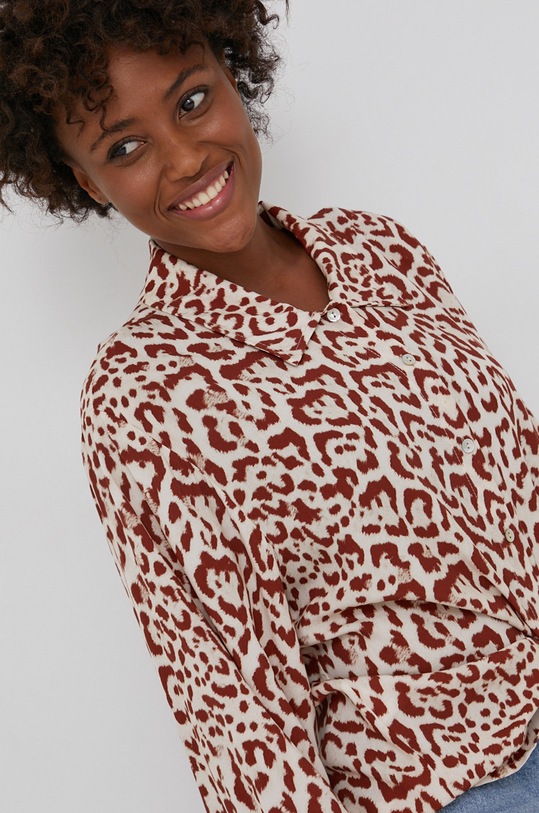 Answear Lab Koszula z domieszką jedwabiu brązowy G25038.2KR