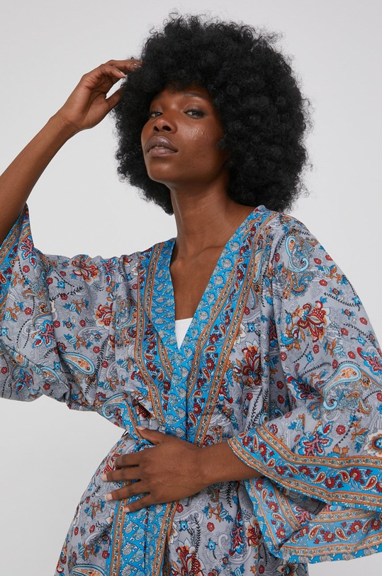 Answear Lab kimono jedwabne 20.340.3W niebieski