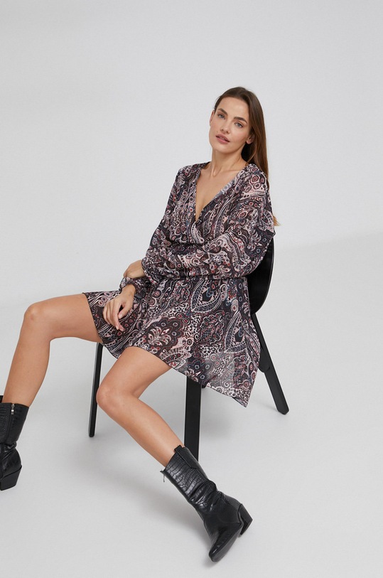 Šaty Answear.LAB 1113.2.2KR čierna WW22