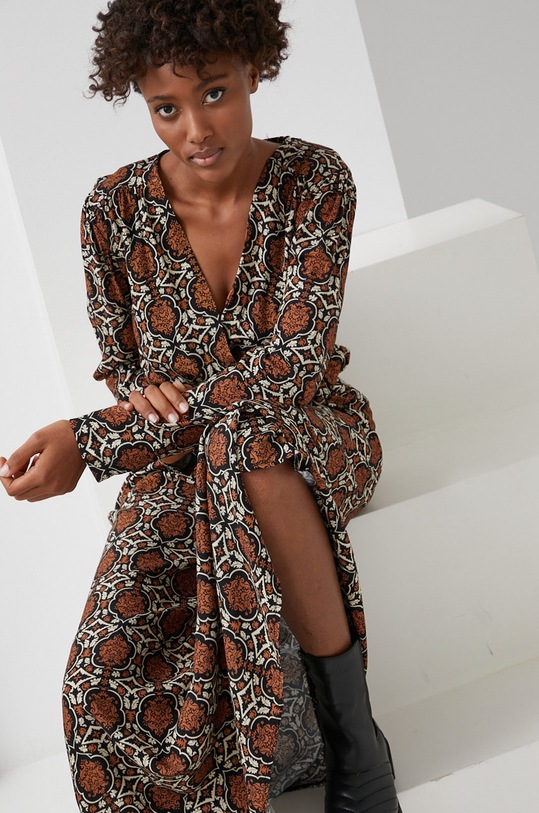 Šaty Answear.LAB maxi hnědá L5045.1KR