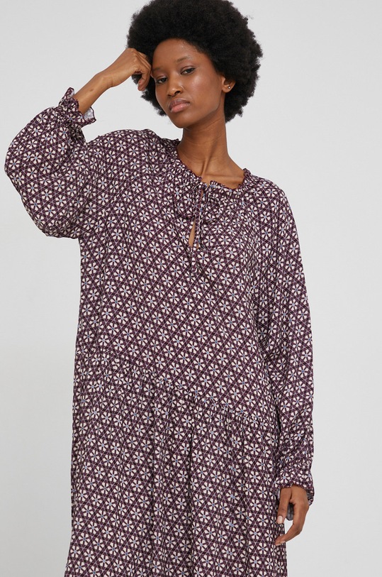 Answear Lab Sukienka fioletowy 38491D.PV494.1.AJ