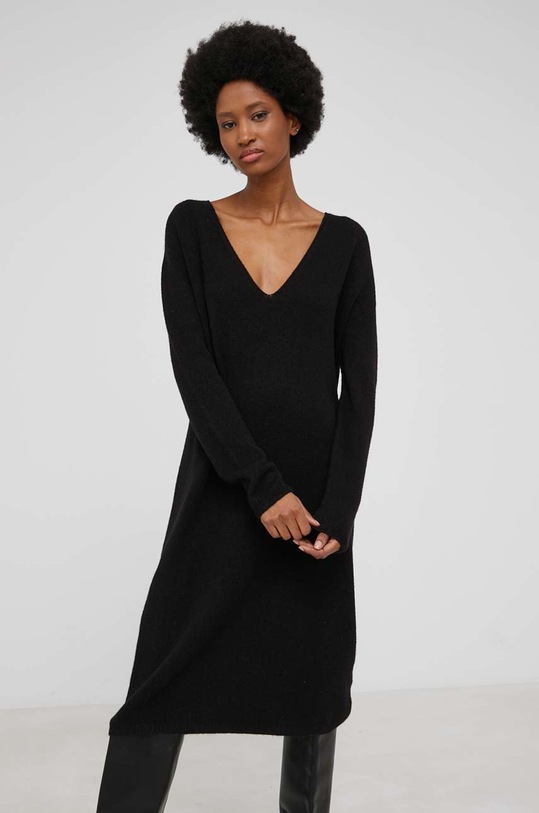 Answear Lab sukienka casual czarny M67242.KR