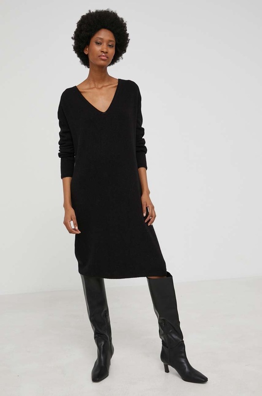 Answear Lab sukienka M67242.KR czarny WW22