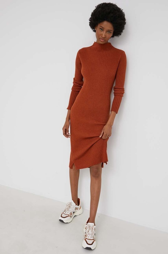 Šaty Answear.LAB hnedá 553VPN.1KR