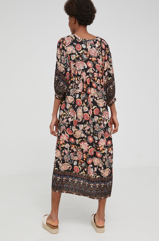 Answear Lab sukienka 4529.1.DA czarny WW22