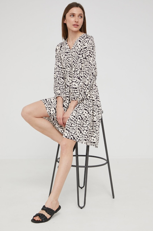 Answear Lab rochie mini negru 38919B.FT871.1W