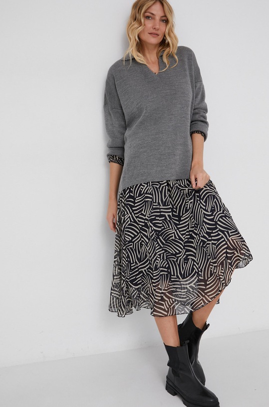 Answear Lab Sweter z domieszką wełny melanż szary 21K1309.AJ