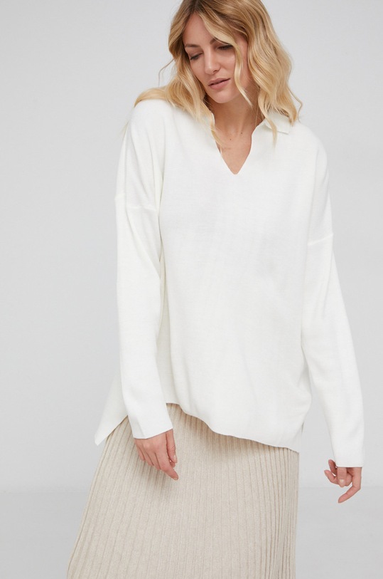 Answear Lab Sweter z domieszką wełny 21K1309.1.AJ beżowy WW22