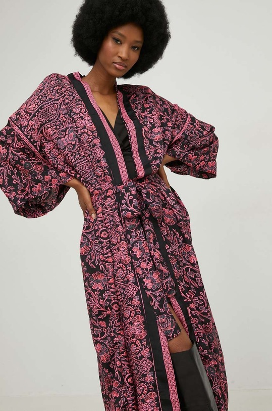 Answear Lab kimono jedwabny dzianina czarny SN01.1WK