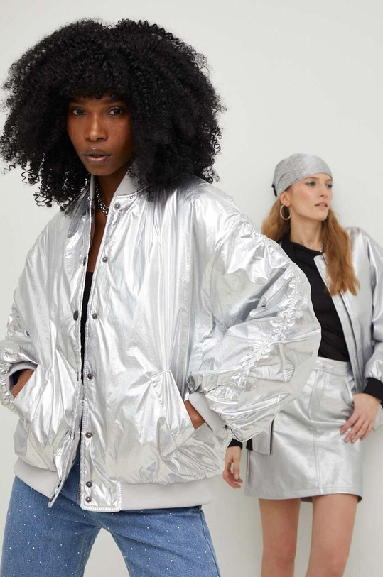 Answear Lab kurtka bomber X kolekcja limitowana SISTERHOOD bez kaptura srebrny AK20228.WK