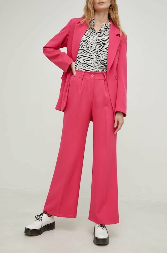 Answear Lab komplet - marynarka i spodnie różowy 9701.js1