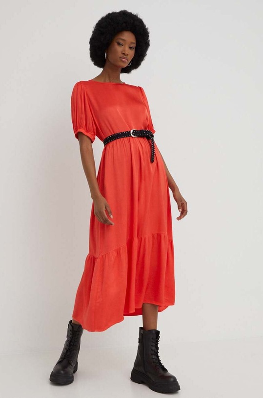 Answear Lab sukienka casual czerwony 92338.WK