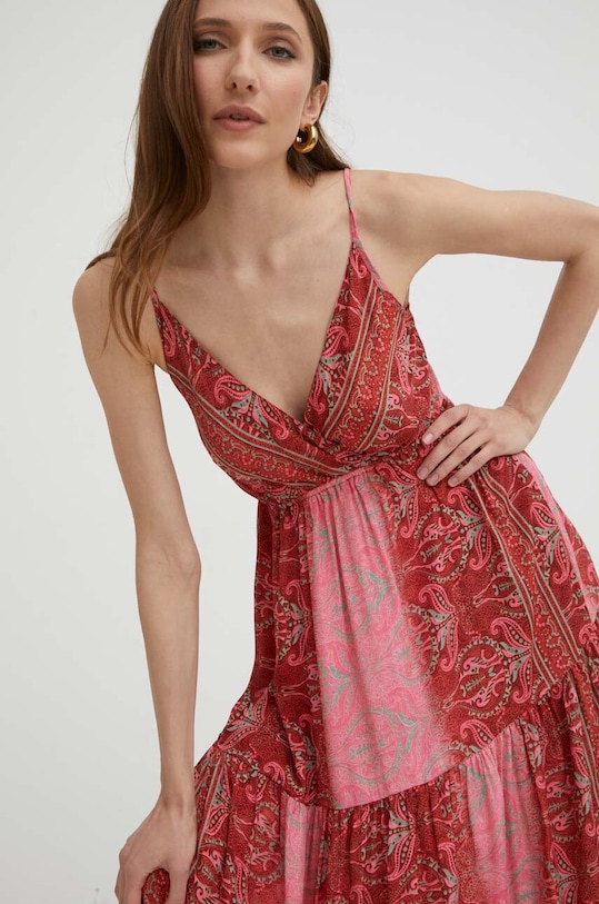 Answear Lab sukienka jedwabna casual czerwony m.003.WK