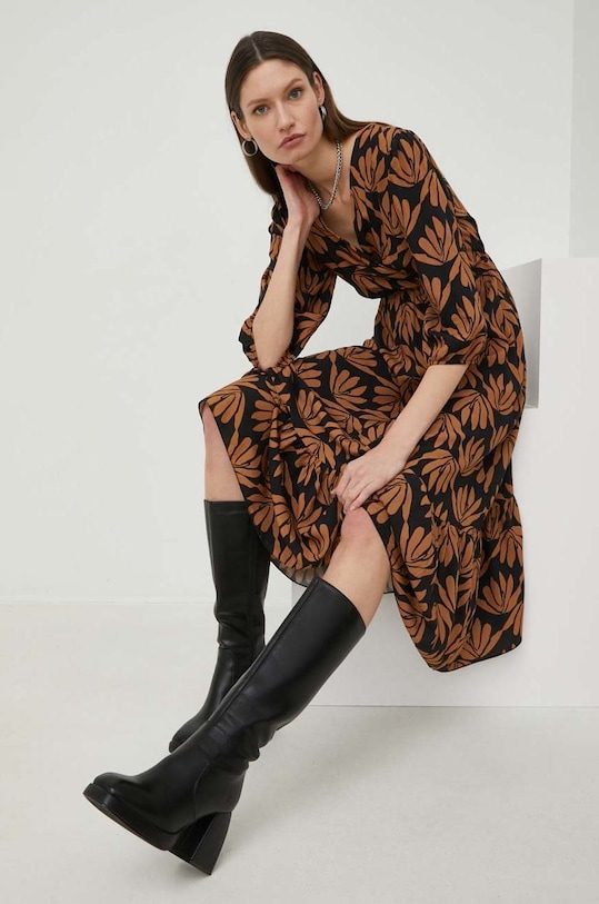 Answear Lab sukienka trzy czwarte brązowy 12303.WK