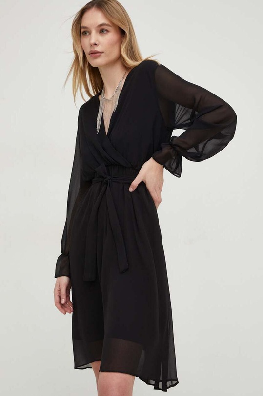 Answear Lab sukienka casual czarny SUD0HJ.js