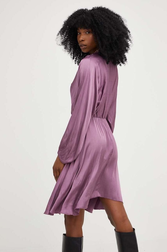 Odzież Answear Lab sukienka z jedwabiem 81388.2KK różowy