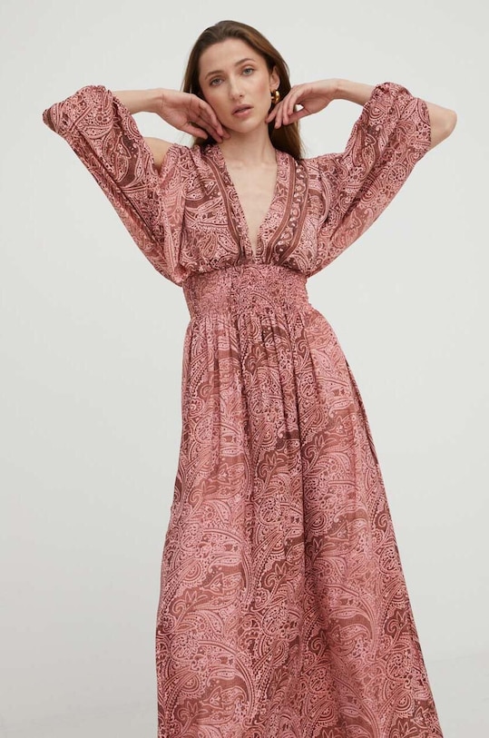 Шёлковое платье Answear.LAB узор розовый m.006.1WK