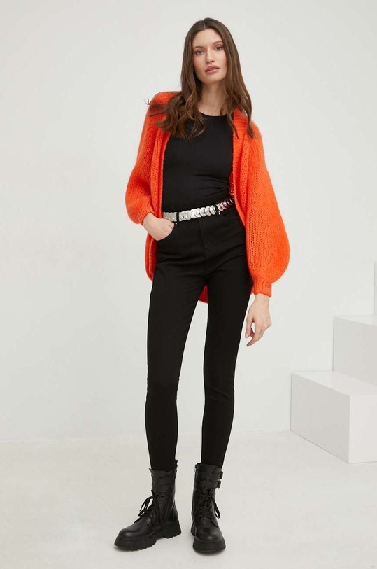 Answear Lab kardigan z wełną z domieszką wełny pomarańczowy H622210.2h