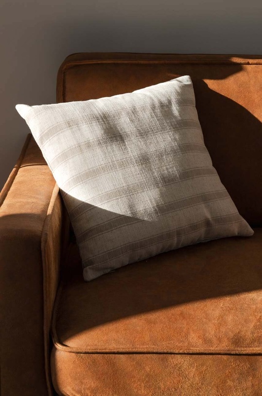 Dekoračný vankúš Answear.LAB béžová pil.4.db