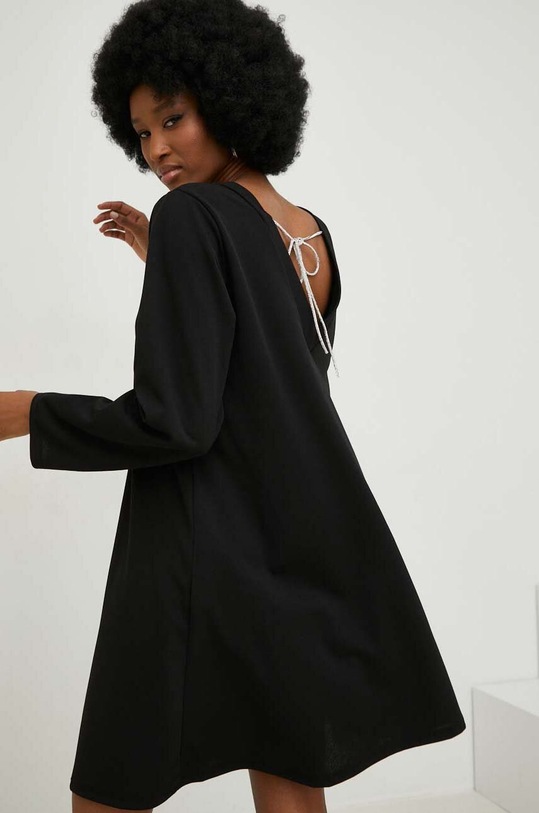 Answear Lab sukienka casual czarny 6033.KK