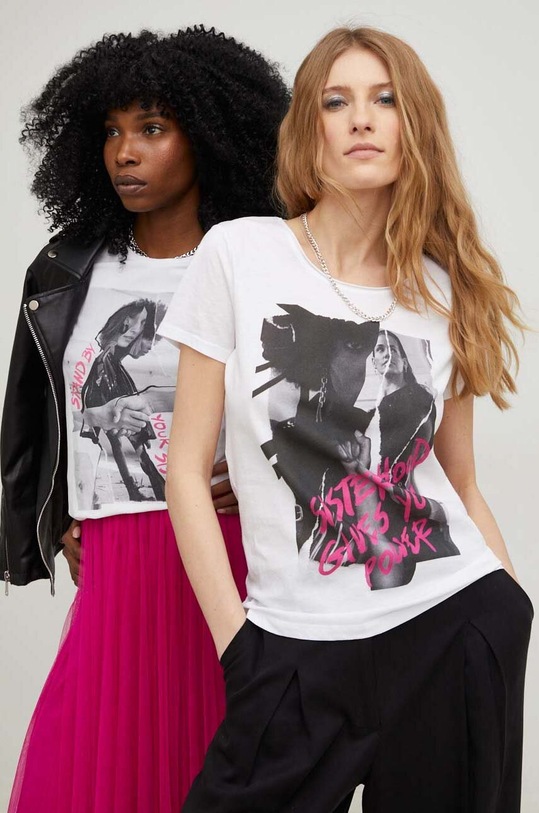 Bavlněné tričko Answear.LAB X limitovaná kolekce SISTERHOOD potisk bílá TSD02C