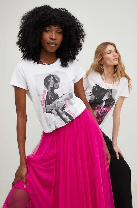 Tričko Answear.LAB X limitovaná kolekce SISTERHOOD potisk bílá TSD02E