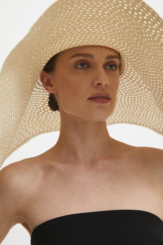 Klobuk Answear.LAB ym0871.ijs