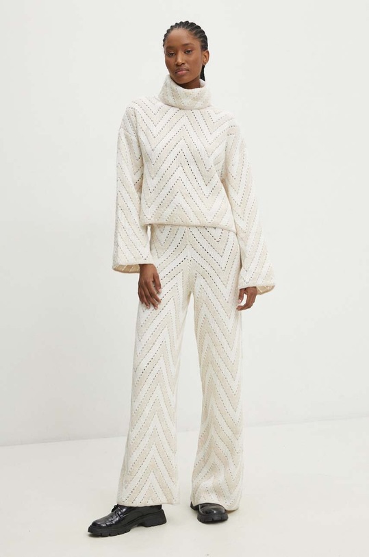 Answear Lab komplet sweter i spodnie dzianina beżowy 2210993.TKK