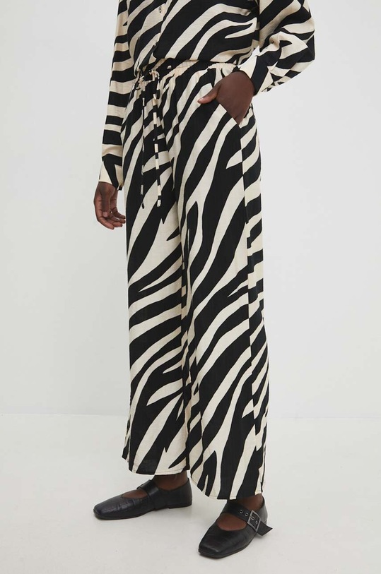 Komplet Answear.LAB crna 15272.3.15335.3.fh