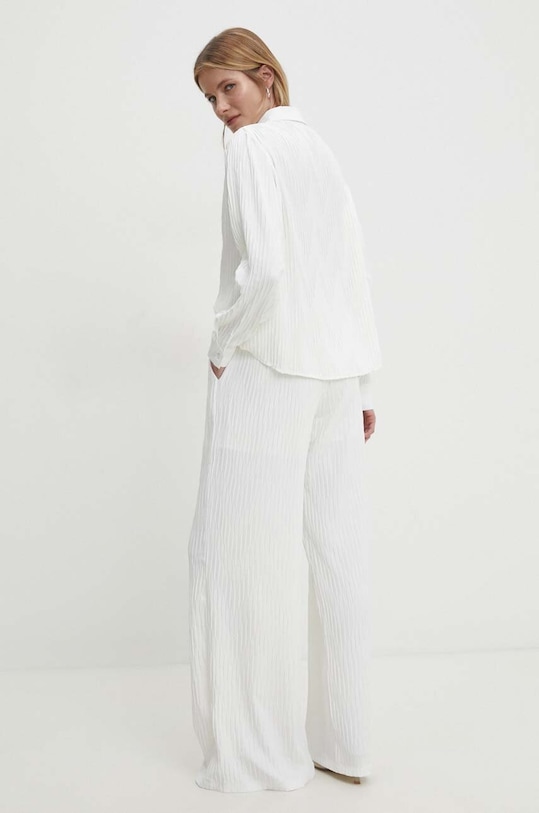 Ρούχα Πουκάμισο Answear.LAB 22216.ijs λευκό