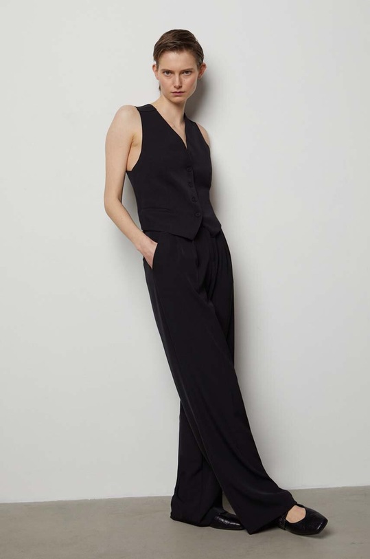 Answear Lab kamizelka 120457.tjs czarny WW24