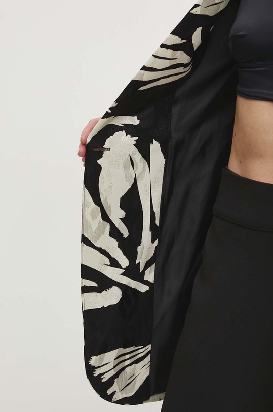 Sako Answear.LAB 1429.tjs